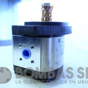 Bomba Hidraulica Rexroth 11 cm3 - SAE-A 2 Agujeros 82,5mm - Eje Conico 1.8